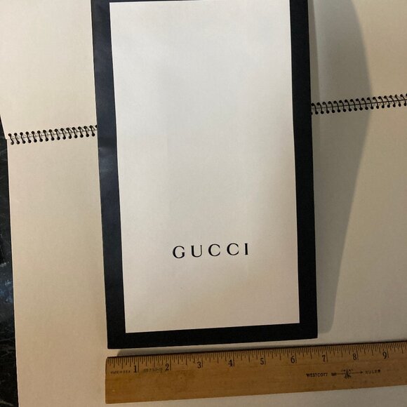Gucci Black & White Paper Gift Bag 6.5 x 11.5 x 4.25 Inch with Handle and Ribbon - Picture 5 of 5
